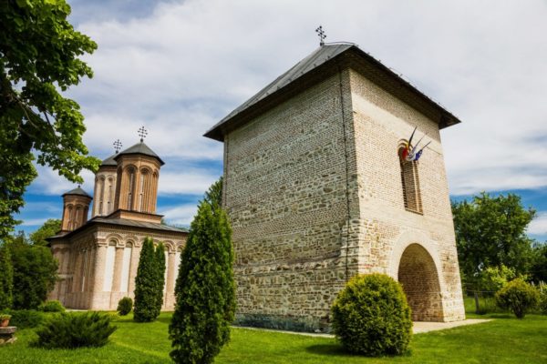 Snagov Monastery-Poenari Citadel - Dracula Tour Romania